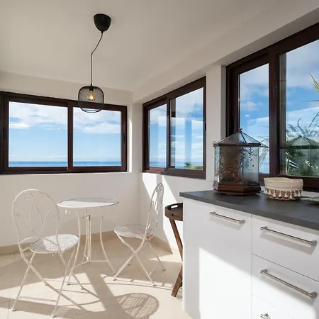 Garajau House - Sunrise To Sunset Ocean View בית נופש קאניקו
