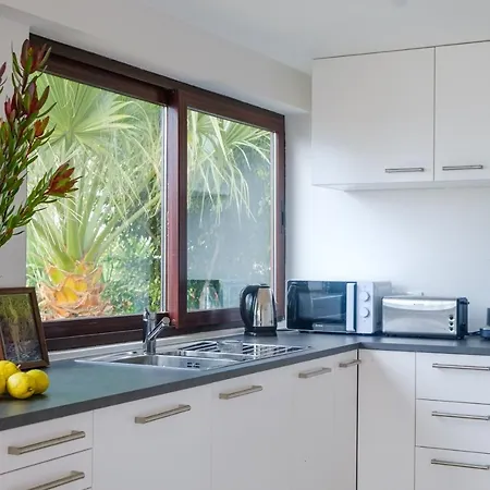 Garajau House - Sunrise To Sunset Ocean View Vakantiehuis