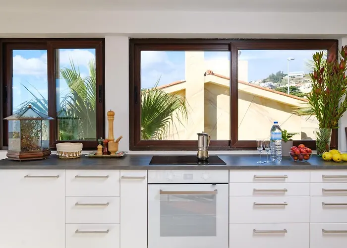 Garajau House - Sunrise To Sunset Ocean View 卡尼索